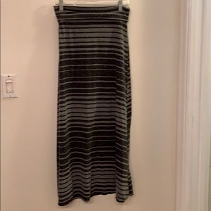 Women’s small black and gray maxi skirt